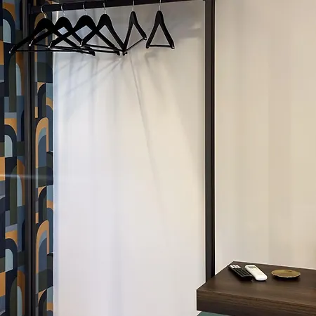 Bonito29 - Temporary 4*